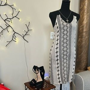 Spring summer dress earthbound brand size small, black, and white